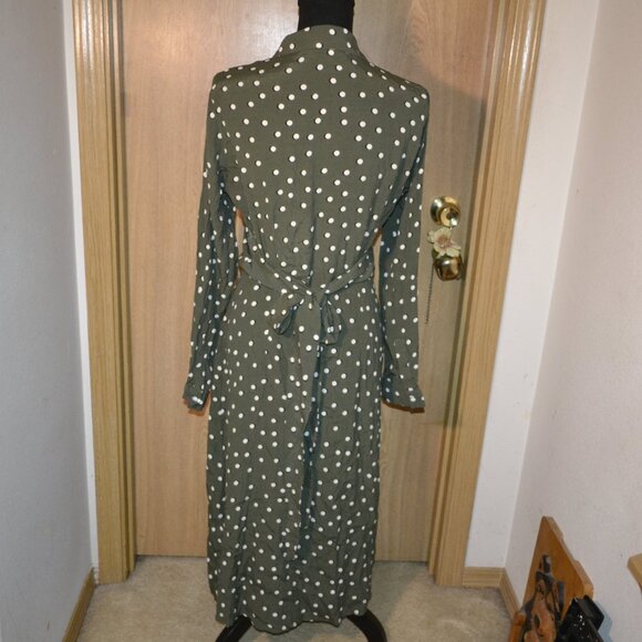 Seraphine Bless Green Polka Dot Maternity & Nursing Shirt Dress Wrap Dress - Picture 8 of 16